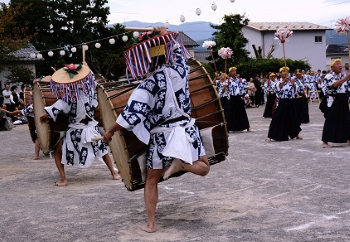表佐太鼓踊り