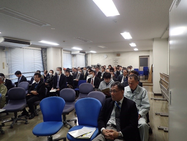 説明会場の状況