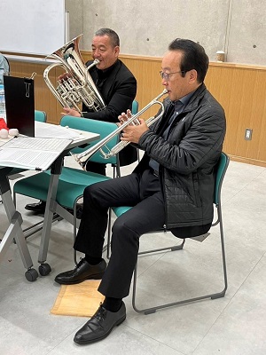 48年ぶりに楽器を触った