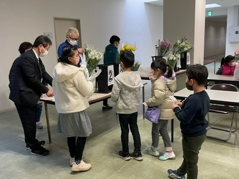 賞品プレゼントの配布
