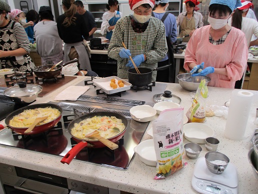 調理の様子④